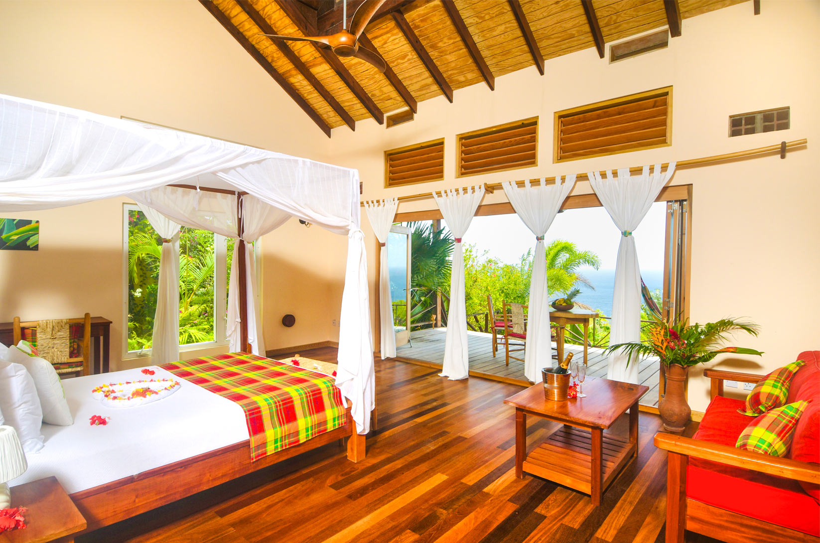 Deluxe Sea View Suites
